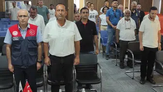 Tarsus'ta turunçgil üreticilerine hasat eğitimi verildi