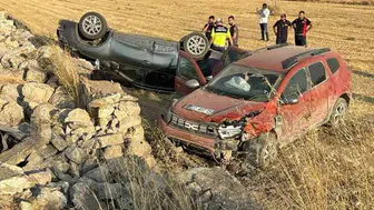 Afyonkarahisar'daki trafik kazasında bir kişi hayatını kaybetti, beş kişi yaralandı