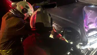 Arsuz'da iki otomobil çarpıştı, iki kişi hastaneye kaldırıldı