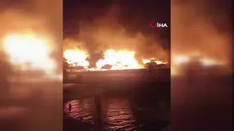 Antalya'da balıkçı barınağında çıkan yangın 20'den fazla tekneyi küle çevirdi