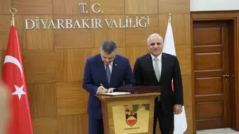 İçişleri Bakanı Çiftçi, Diyarbakır Valiliği'nde temaslarda bulundu
