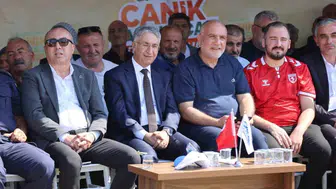 Canik'te geleneksel güreş heyecanı: Festivale yoğun ilgi