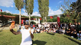 Denizli'deki gençler yaz kampında büyülü anlar yaşadı