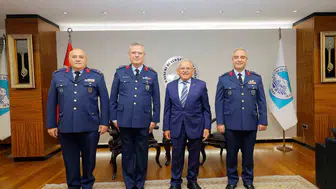 Kayseri'de yeni komutanlarla buluşma: Başkan Büyükkılıç’ın misafirleri