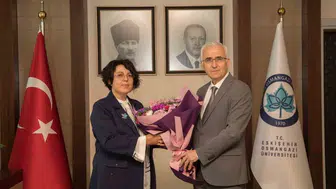 Eskişehir Osmangazi Üniversitesi'nde yeni rektör dönemi: Emine Gümüşsoy göreve başladı