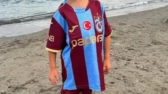 Minik taraftar Isaac, trabzon'da muhacir yıldızı Salah ile buluştu