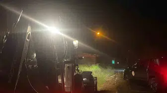 Artvin-Şavşat karayolunda heyelan trafiği durma noktasına getirdi