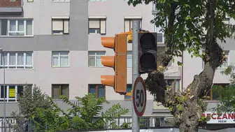 Eskişehir'de elektrik kesintisi trafiği felç etti