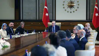 Cumhurbaşkanı Erdoğan, şehit aileleriyle bir araya geldi