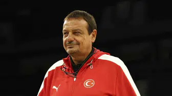 Ergin Ataman, Dünya Kupası’na gitmek için 2-3 galibiyet şart diyor
