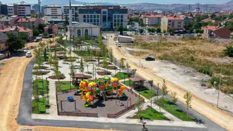 Meram'da park yatırımları hız kazanıyor: 20 yeni park ve 25 mevcut park yenileniyor