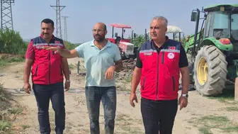 Hatay'da çiftçiler mısır hasadında artırılmış verim için çalışıyor