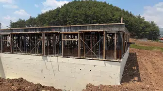 Yayladağı'nda kız kuran kursu inşaatına devam ediliyor