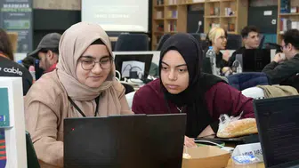 TÜRGEV, ortaöğretim yurtları için başvuruları açtı: Eğitim desteği ve burs imkanları sunuluyor