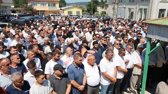 Bafra'da sulama kanalına düşen otomobilin sürücüsü Emircan Koparan toprağa verildi
