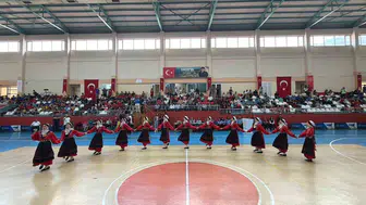 Hopa'da masa tenisi şampiyonası heyecanı: Genç yetenekler yarışıyor