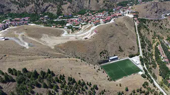 Keban Baraj Gölü manzarasındaki stadyum dronla görüntülendi