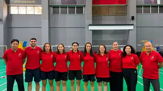 Badminton milli takımı dünya şampiyonasına hazırlanıyor: Hindistan'a yola çıktılar