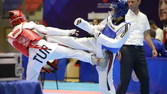 Karabük’te Anadolu Yıldızlar Ligi Taekwondo Türkiye Şampiyonası heyecanıyla başladı