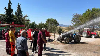 Demirci'de orman yangınlarına karşı tankerlere destek