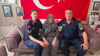 Şehit ailesine destek sözü: Jandarma ekipleri, Hatice Efe'yi ziyaret etti