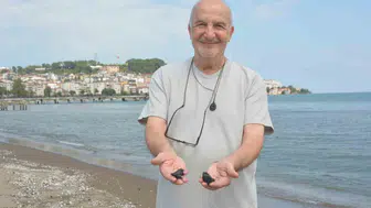 Ünye sahilindeki manyetik kum, şifalı frekanslarıyla sağlık dağıtıyor
