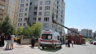 Kayseri'de 9 katlı binada çıkan yangında 3 kişi kurtarıldı