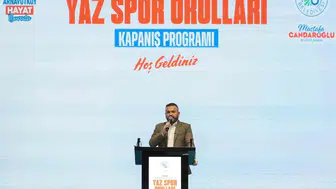Arnavutköy’de 10 bin genç yaz spor okullarında buluşarak yeteneklerini sergiledi