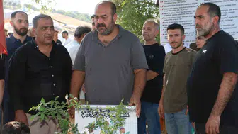 Narin Güran mezarı başında aile ve sevenleriyle anıldı