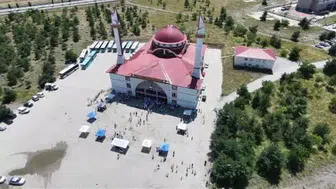 Erzurum'da gençler cami buluşmasında spor ve ibadetle buluştu
