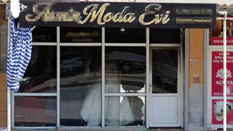 Boşanma sürecinde gelinlikçi dükkânını ateşe veren adam gözaltına alındı