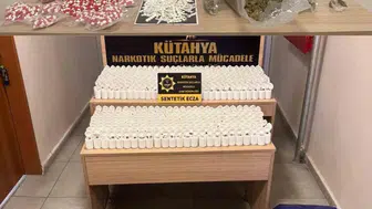 Kütahya'da uyuşturucu operasyonlarıyla 106 bin hap ele geçirildi