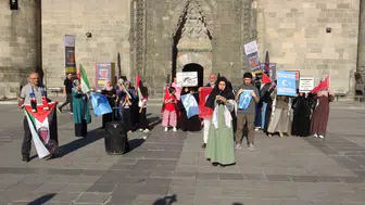 Erzurum'da sağlık çalışanları Gazze için sessiz yürüyüş düzenledi