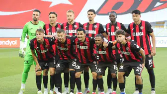 Çorum FK, iç sahada Kasımpaşa'ya mağlup olarak sahadan ayrıldı
