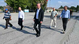Karacabey Belediyesi kırsal yolları güçlendiriyor: Ulaşım konforu artıyor