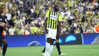 Fenerbahçe'nin yeni yıldızı Romelu Lukaku, Lyon karşısında sahaya çıktı