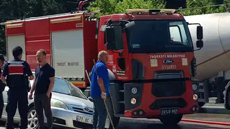 Mudurnu'da kamyon ile otomobil çarpıştı, 3 kişi yaralandı