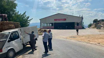 Aydın'dan örnek dayanışma: Karacaören Mahallesi, yangın mağdurlarına destek oldu