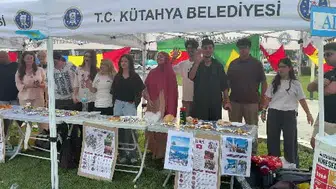 Kütahya'da kültür panayırı: Yabancı öğrenciler yemekleriyle ülkelerini tanıtıyor