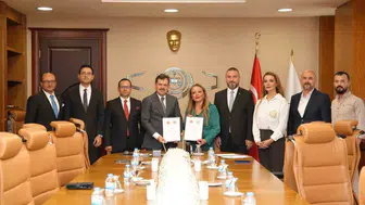 İzmir'deki ikinci şans projesi ile kadınlar yeni bir başlangıç yapıyor
