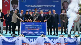 Uşak'ta yeni öğretmenevi ve akşam sanat okulu için temel atıldı