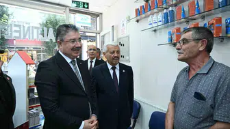 Eskişehir valisi Yılmaz, esnaf ziyaretinde talepleri dinledi