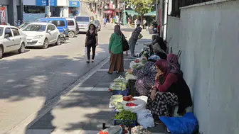 Samsun'da bamya sezonu: Boyu küçüldükçe fiyatı artıyor