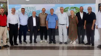 Adana'daki hemşerilerle buluştu: Başkan Bozkurt'tan festival daveti