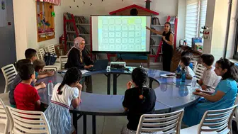 Aydın'da çocuklar hayal dünyasını kütüphanede keşfetti
