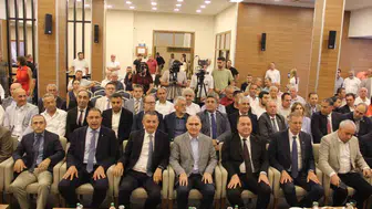 Kuru üzüm sezonu başladı: Manisa'da tarihi satış gerçekleşti