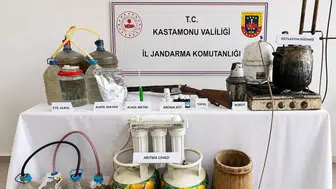 Kastamonu'da jandarmadan kaçak içki operasyonu: Malzemeler ele geçirildi