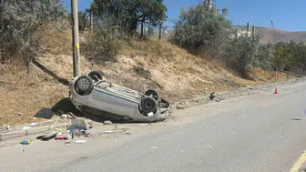 Niğde'de takla atan otomobilde sürücü yaralandı