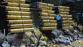 Gram altın 4 ay sonra yeni zirvesini gördü: Kuyumcularda hareketlilik arttı