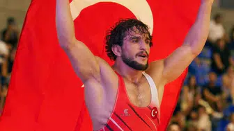 Ahmet Duman, Akdeniz Oyunları'nda altın madalya kazandı